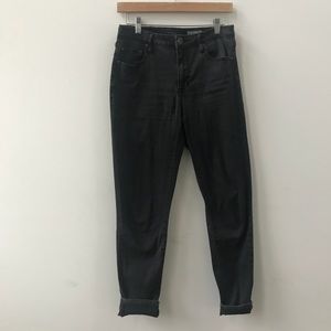 High wasted black skinny jeans